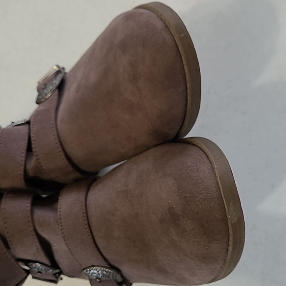 True Craft Stylish Brown Ankle Boots with Buckles size 10 - Picture 10 of 12